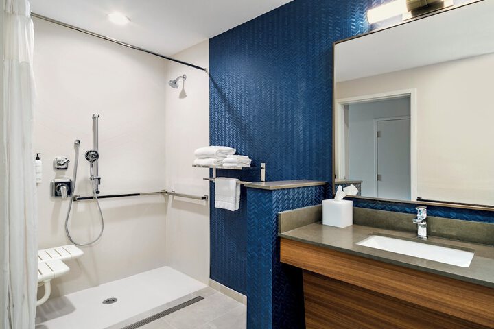 Fairfield Inn & Suites Hanford