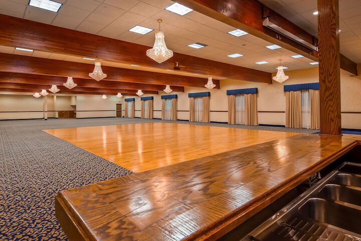 Best Western Plus Flathead Lake Inn & Suites