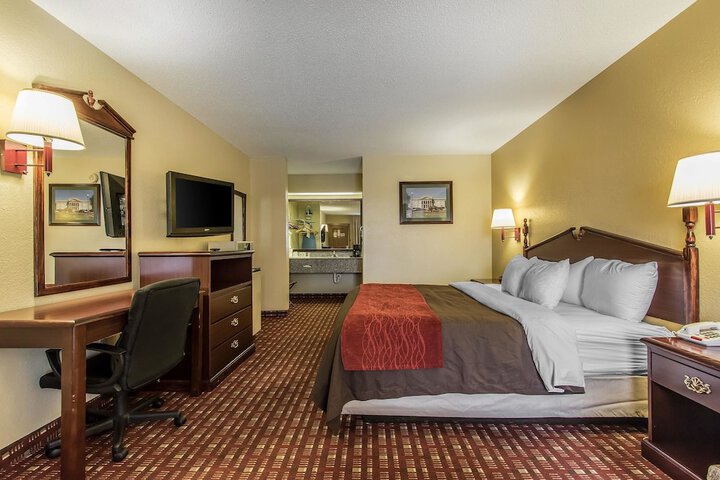 Room 15 of 39