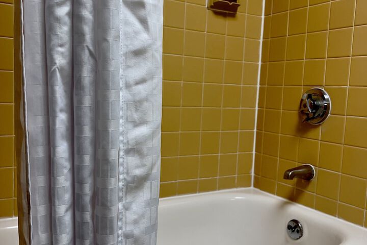 Room 20 of 24