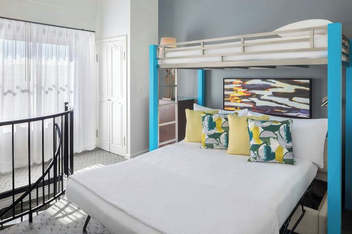Hotel Colonnade Coral Gables Autograph Collection