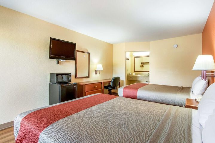 Room 41 of 62