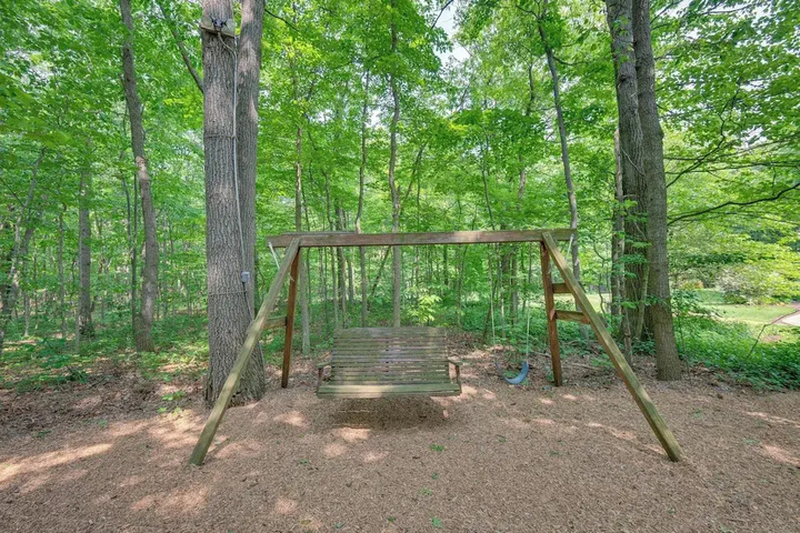 The Haven at Welsh Mountain Suites - Apt w / Patio!