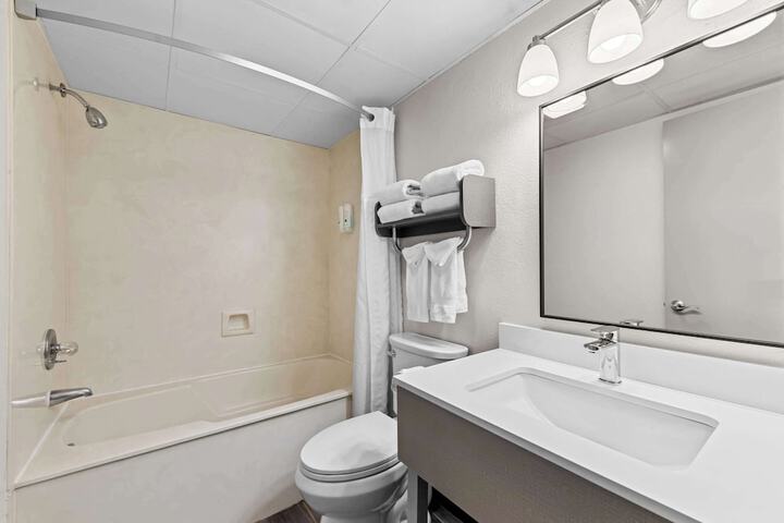 Room 28 of 55