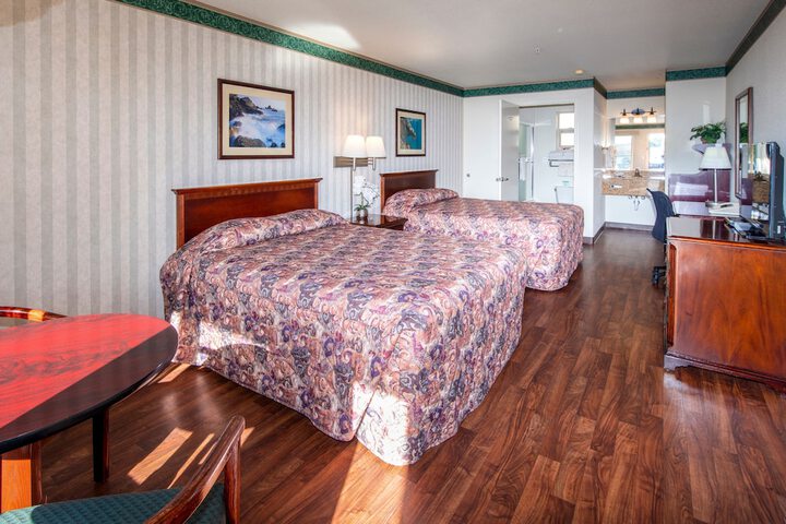 Room 16 of 48