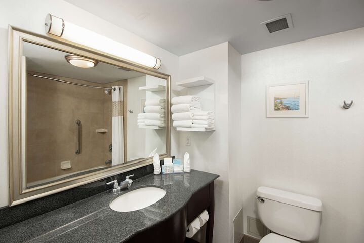 Hampton Inn & Suites Barrie