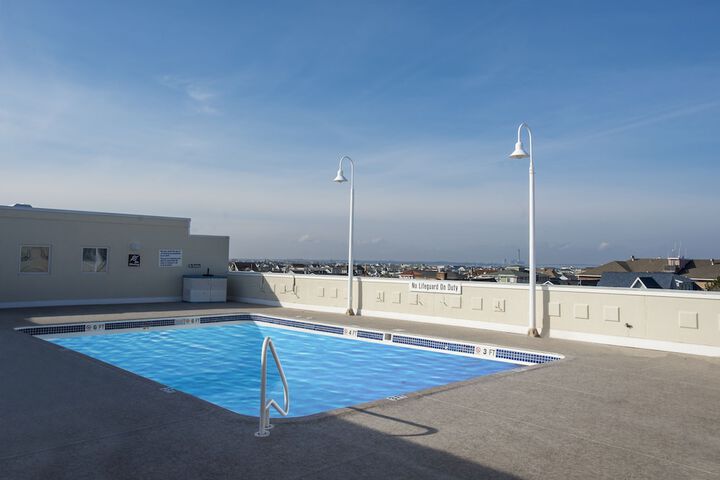 Biscayne Suites