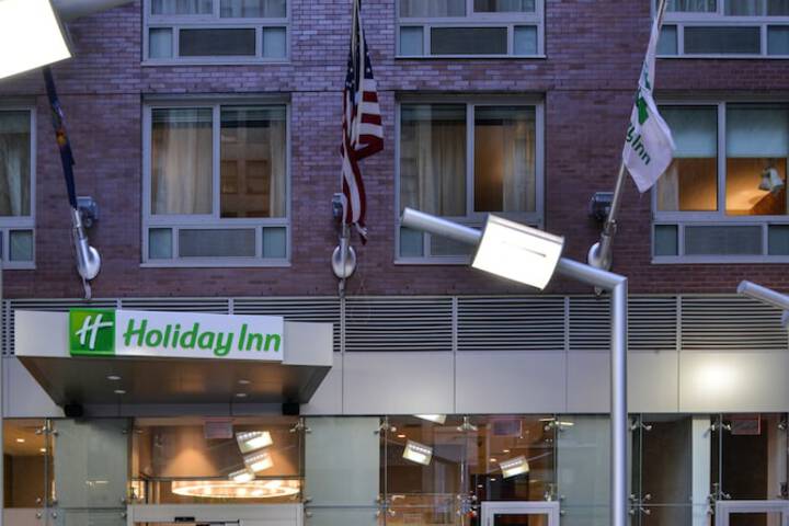 Hotel 4 of 44