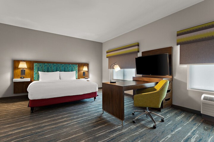 Room 12 of 61