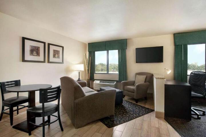 Room 17 of 20