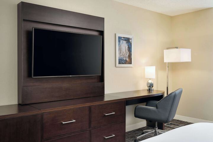 Room 9 of 23