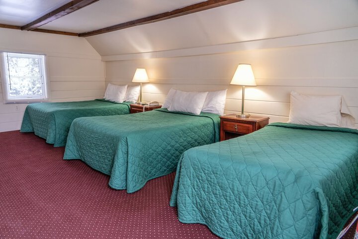 Room 7 of 19