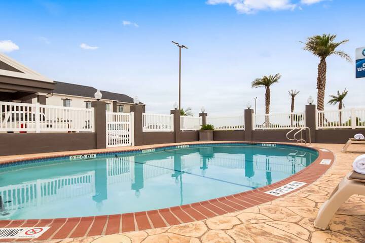 Pool 3 of 19