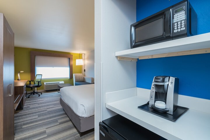 Room 21 of 44