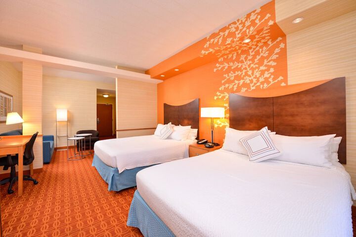 Room 9 of 20