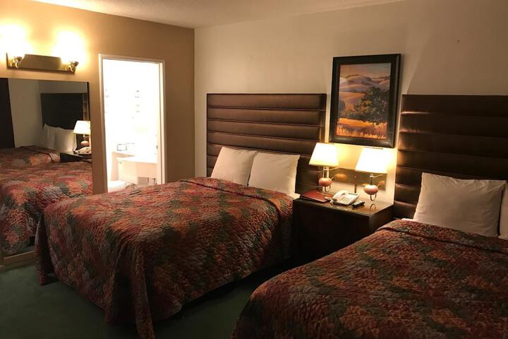 Room 7 of 17