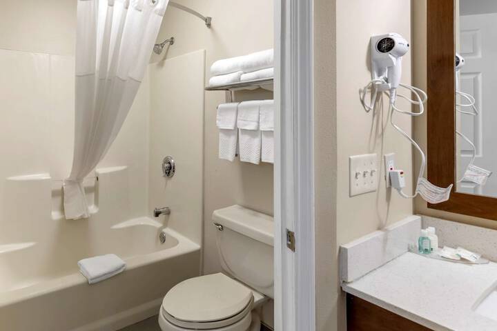 Quality Inn Seneca Clemson Area US-123