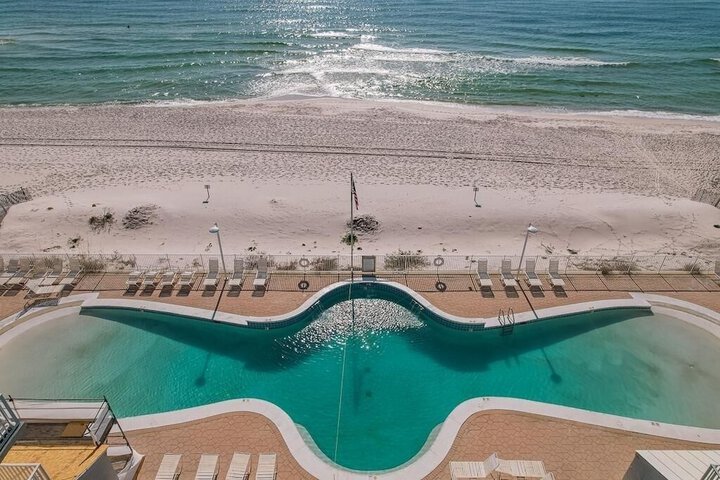 Pool 13 of 46