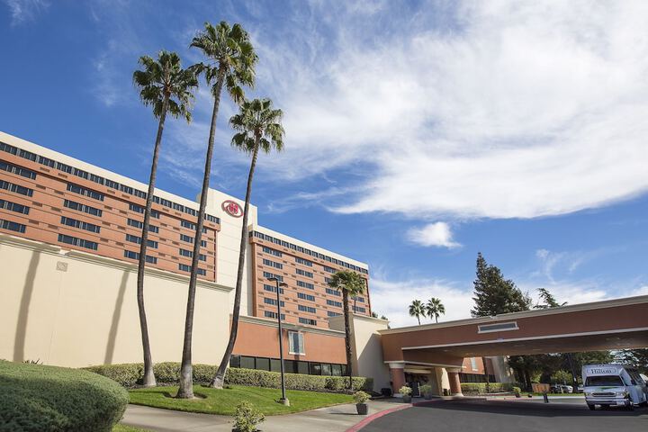 Hotel 4 of 49