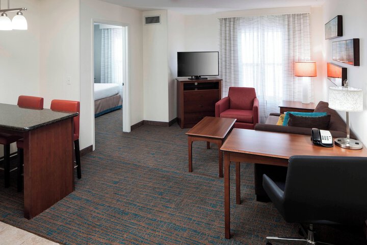 Room 14 of 34