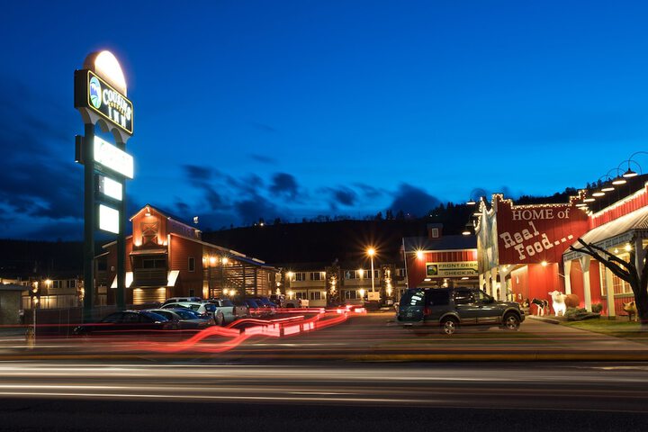 Cousins Country Inn