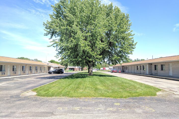 All Seasons Motel