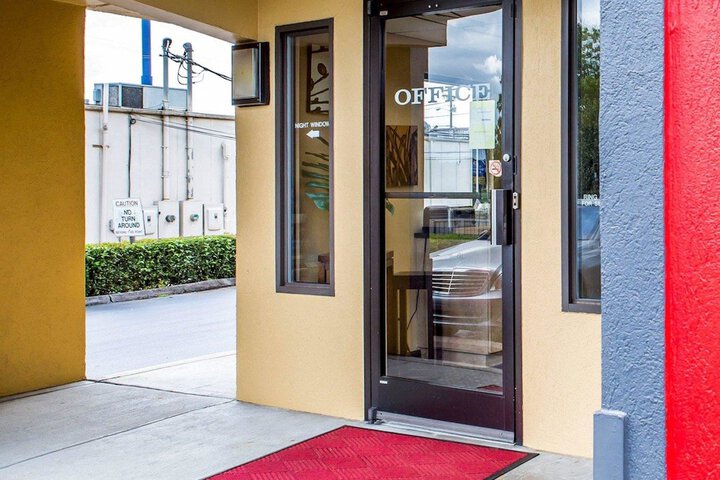 Hotel 3 of 20