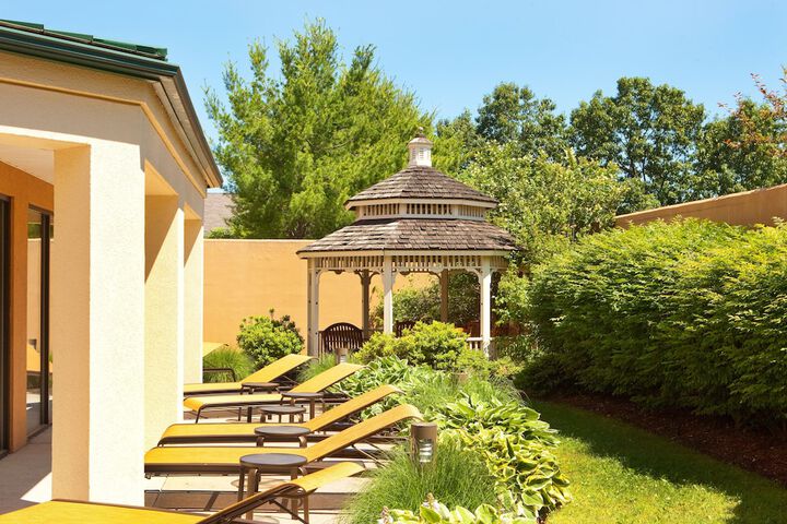 Courtyard by Marriott Hartford Manchester