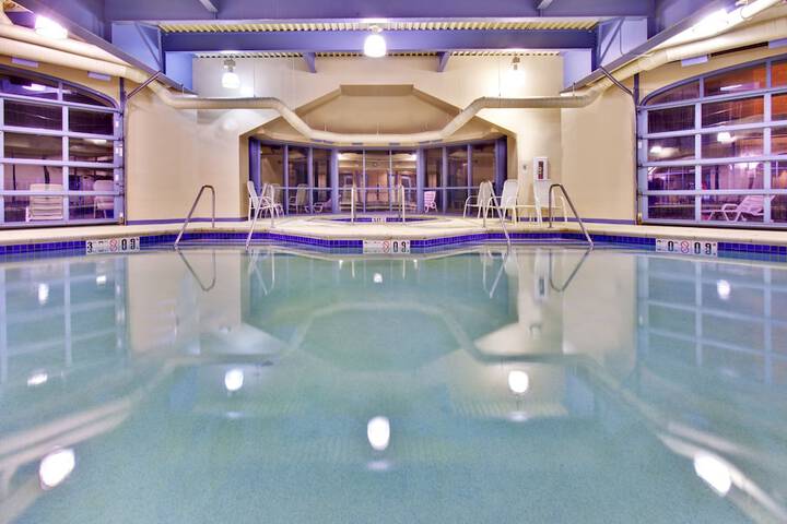 Holiday Inn Hotel & Suites Council Bluffs I-29 by IHG