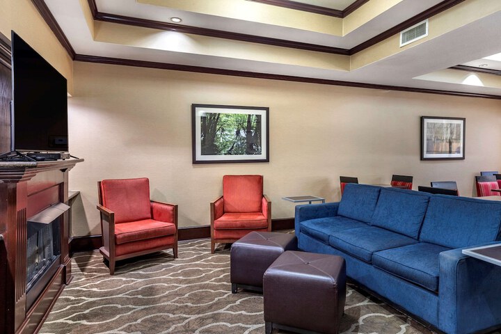 Hotel Interior 12 of 44
