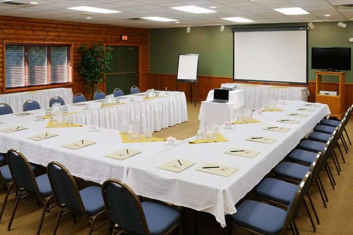 The Pointe Hotel and Suites