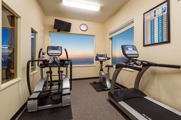 Elizabeth Oceanfront Suites an Ascend Collection Hotel