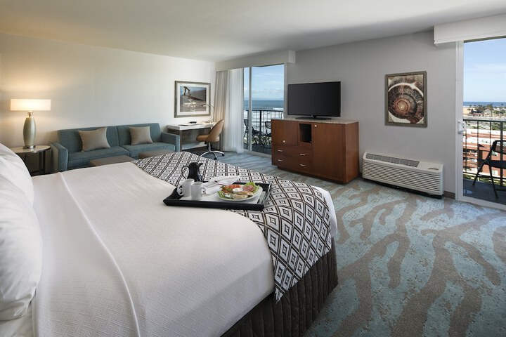 Room 83 of 185