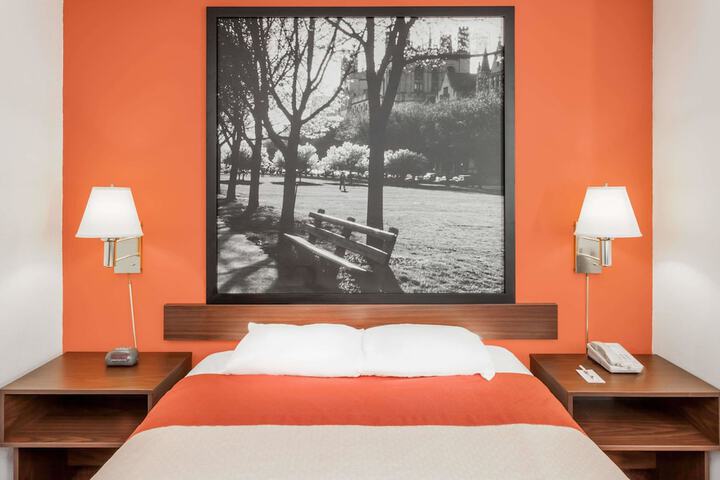 Room 2 of 15