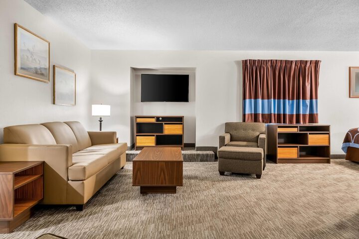 Super 8 by Wyndham Custer / Crazy Horse Area