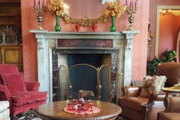 Hotel Interior 16 of 107