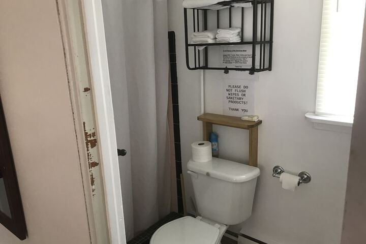 Room 54 of 98