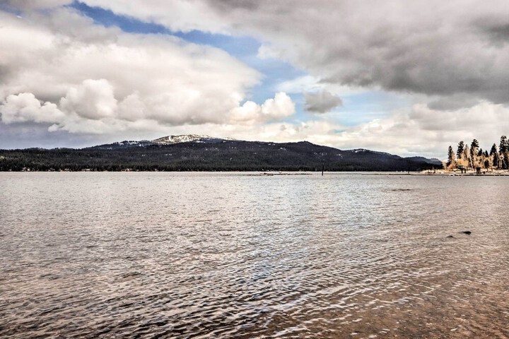 Central Mccall Getaway: Walk to Payette Lake!