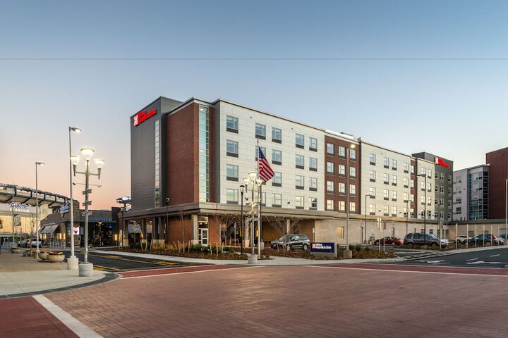 Hotel 4 of 51
