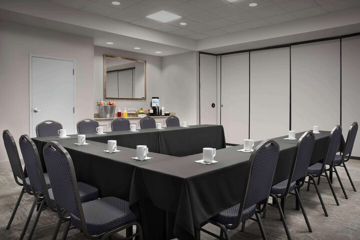 Hilton Garden Inn Lafayette / Cajundome
