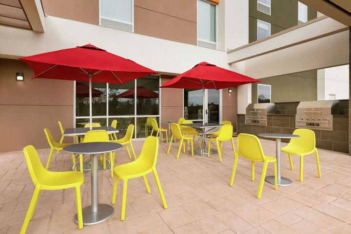 Terrace/Patio 28 of 29