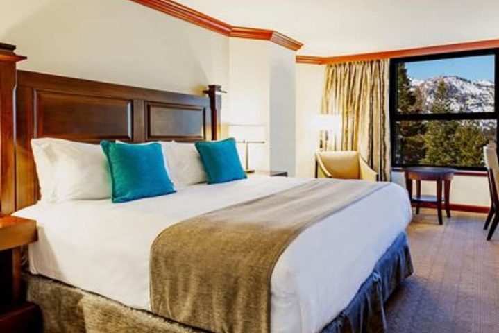Everline Resort and Spa Lake Tahoe