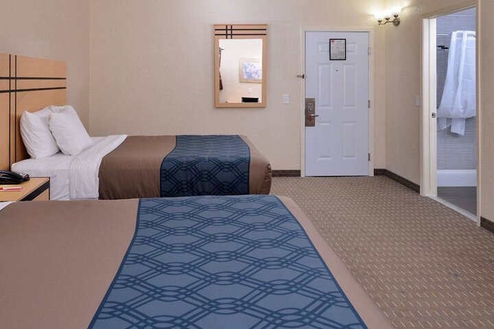 Room 7 of 26