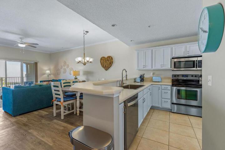 Villas of Ocean Gate II 306