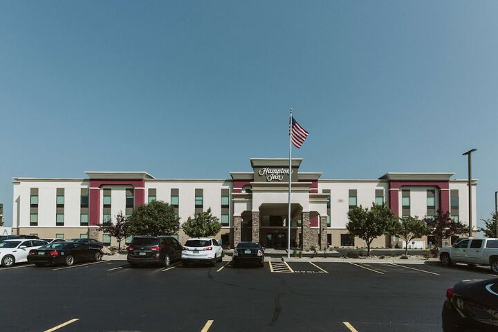 Hampton Inn Bismarck