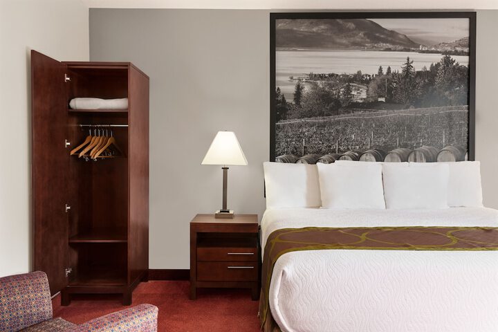Room 14 of 53