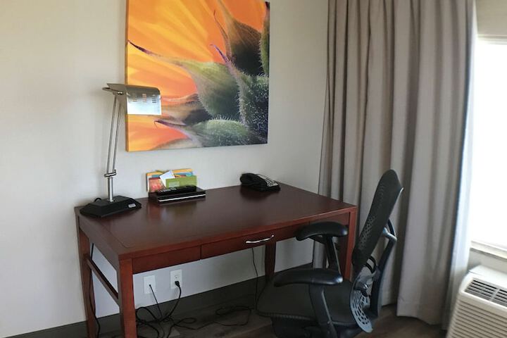 Room 64 of 85