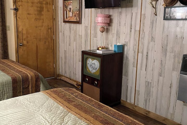 Room 10 of 63