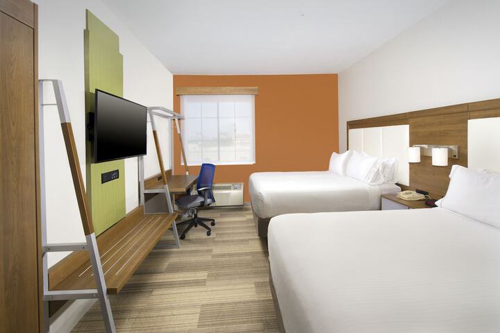 Room 11 of 21