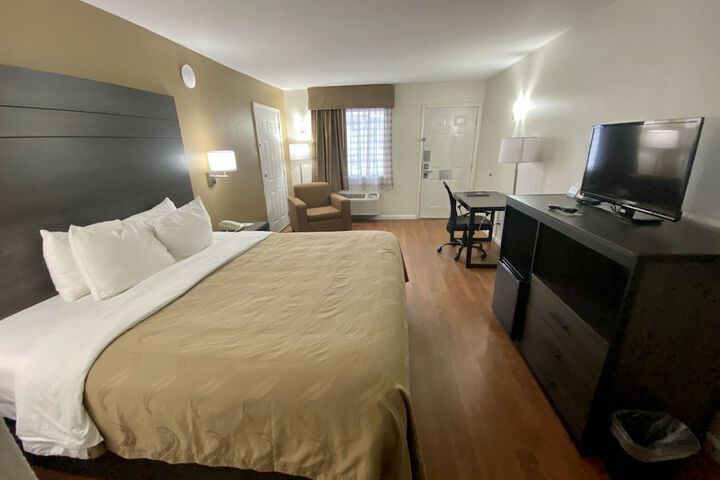 Quality Inn Branson - Hwy 76 Central